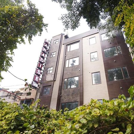 Hotel Paradise Inn-A Boutique Hotel Delhi New Delhi Bagian luar foto